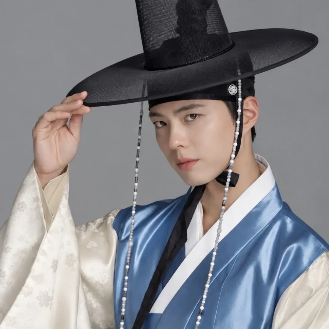 Latest photo of Park Bogum