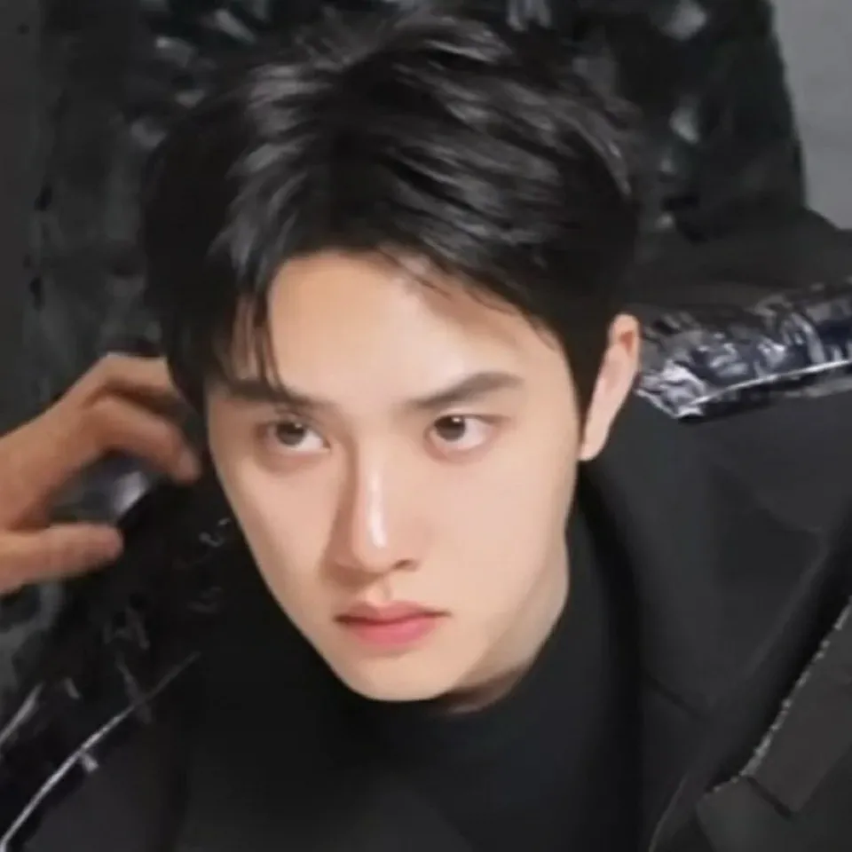 Foto terbaru dari Doh Kyungsoo (D.O.)