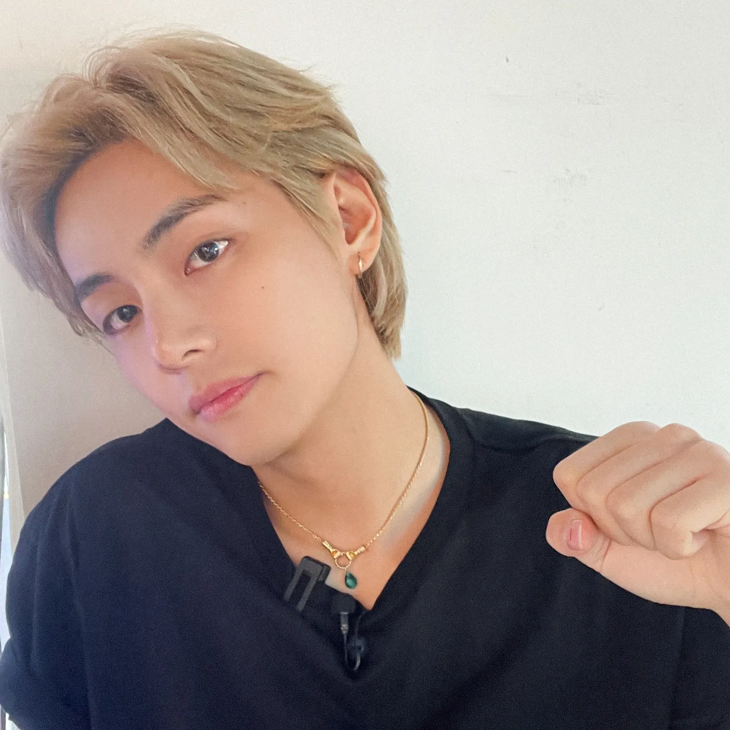 Recent activity shot of Kim Taehyung (V)