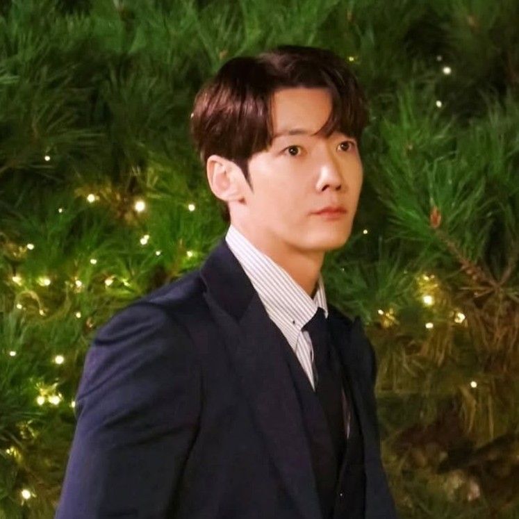 Recent activity shot of Choi Jinhyuk