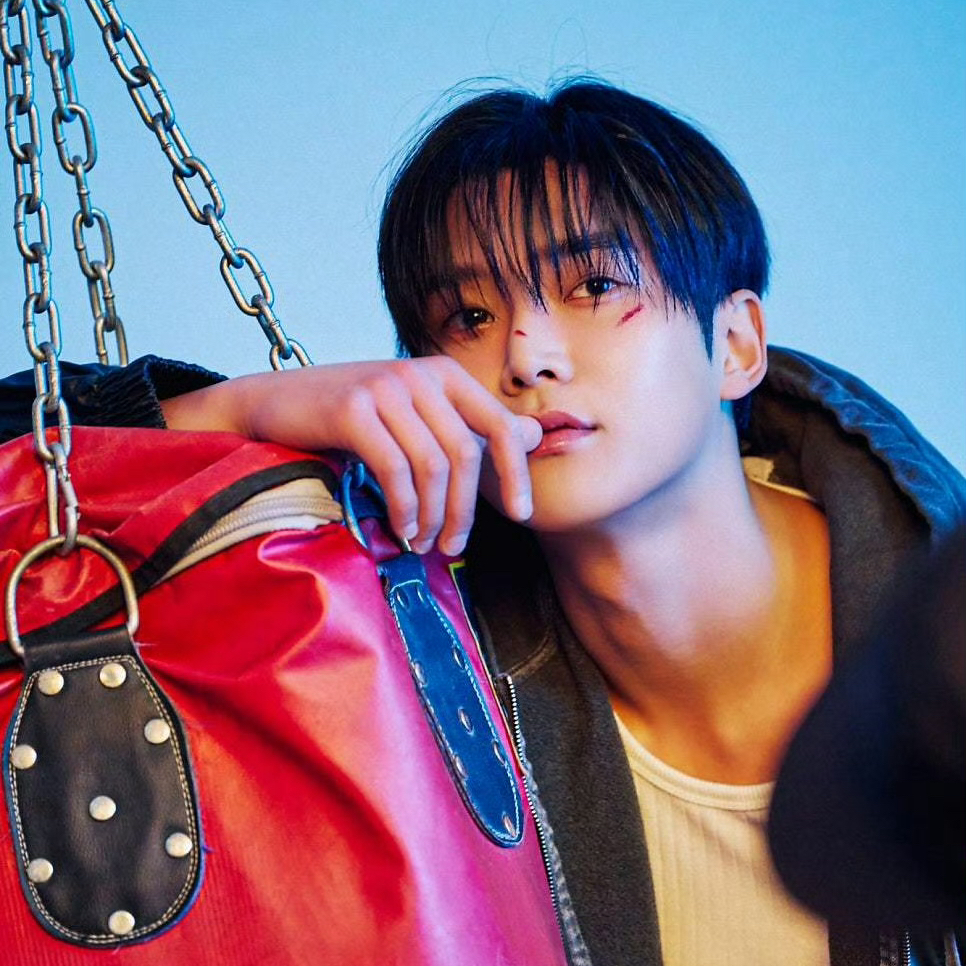 Cuplikan di balik layar dari Rowoon