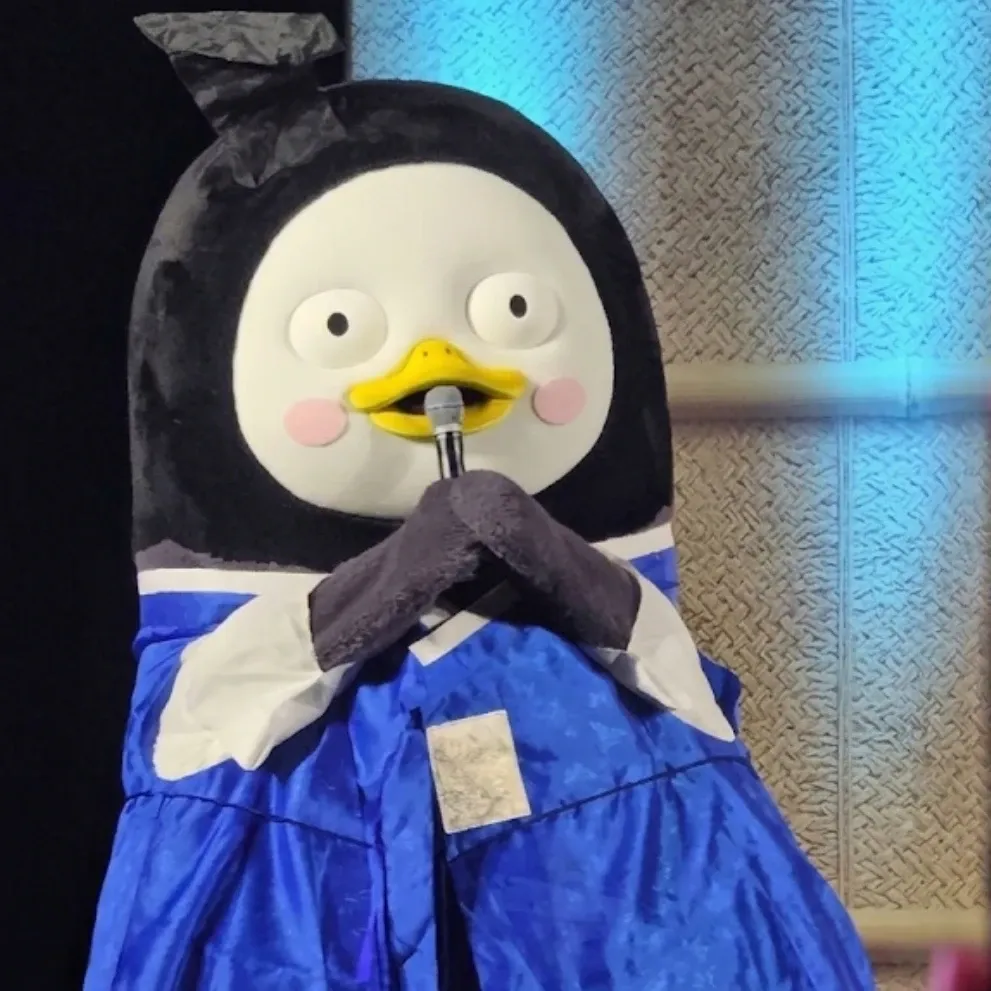 ペンスの最新写真