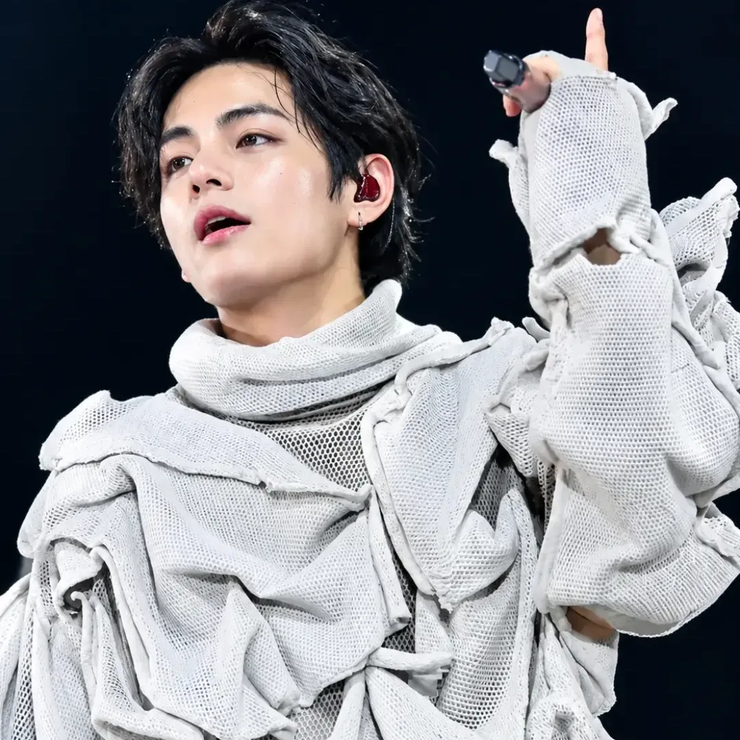 A moment captured by a fan of Kim Taehyung (V)