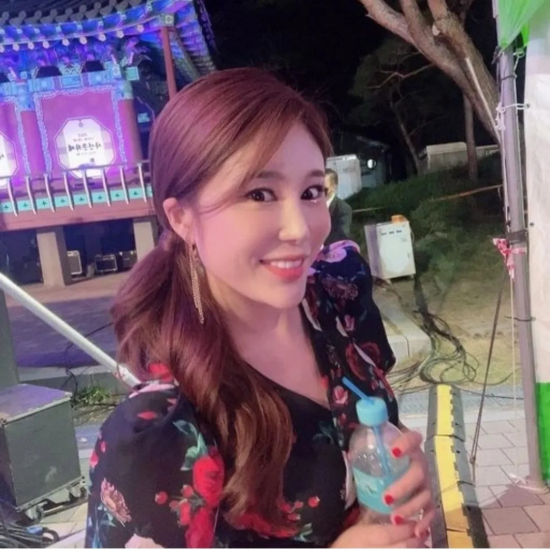 Foto terbaru dari Kim Soyou