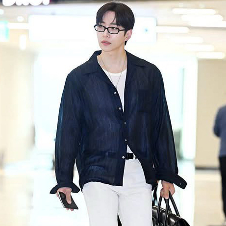 Recent activity shot of Lee Junho