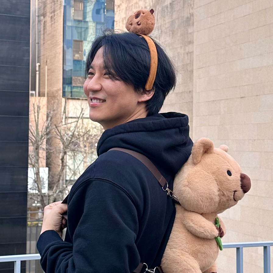 Behind-the-scenes cut of Kim Namgil