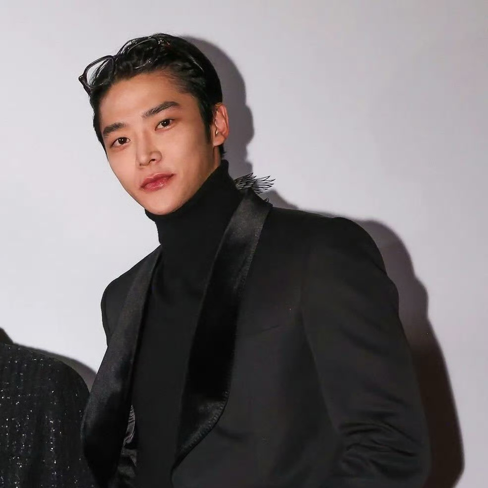 Momen yang diabadikan oleh penggemar Rowoon