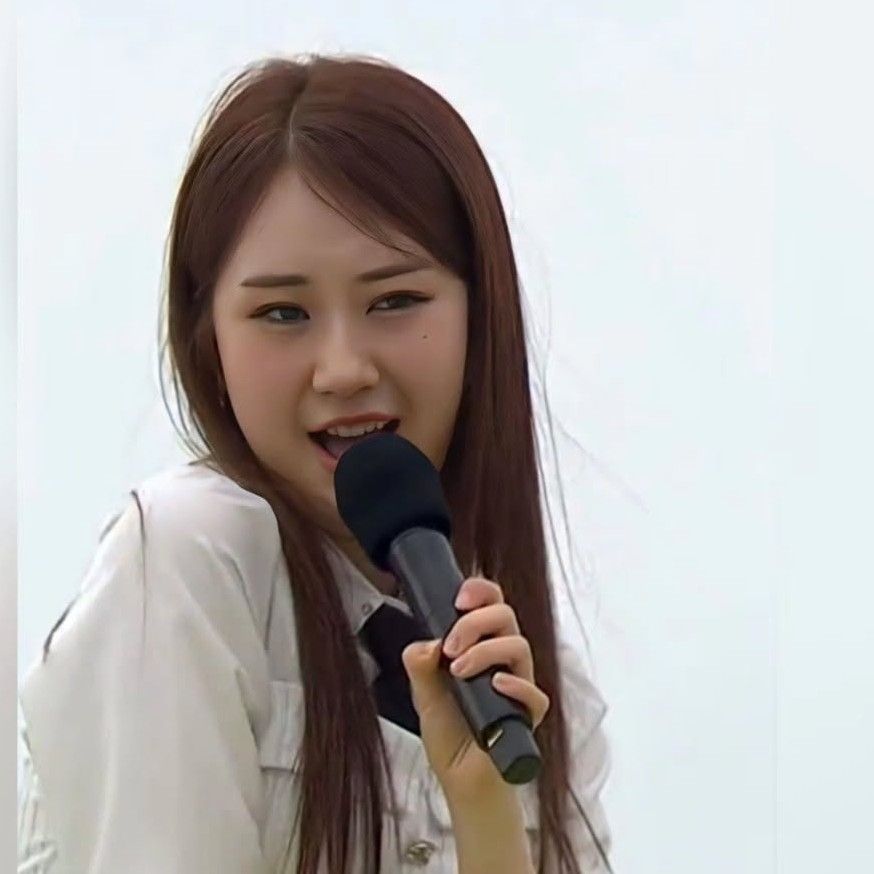 粉丝拍下的全裕珍瞬间