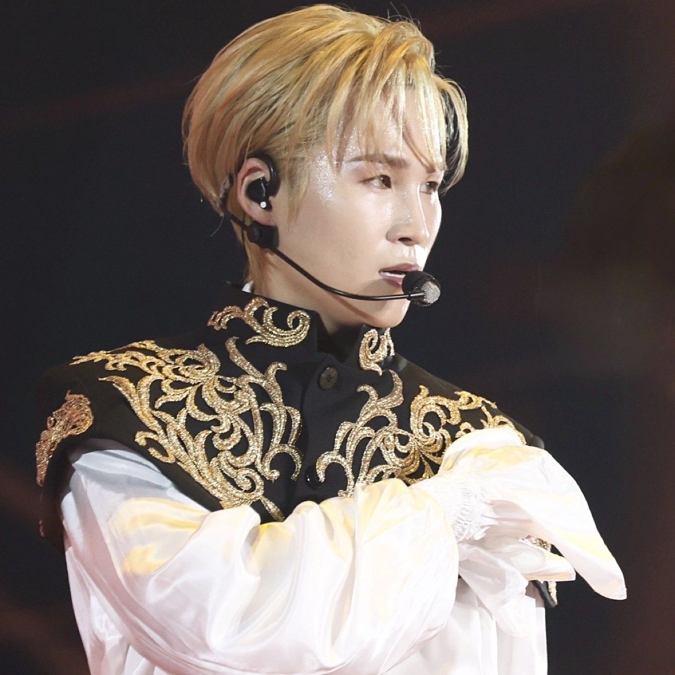 김희재의 비하인드 컷