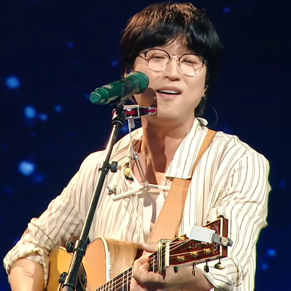 Recent activity shot of Bak Changgeun