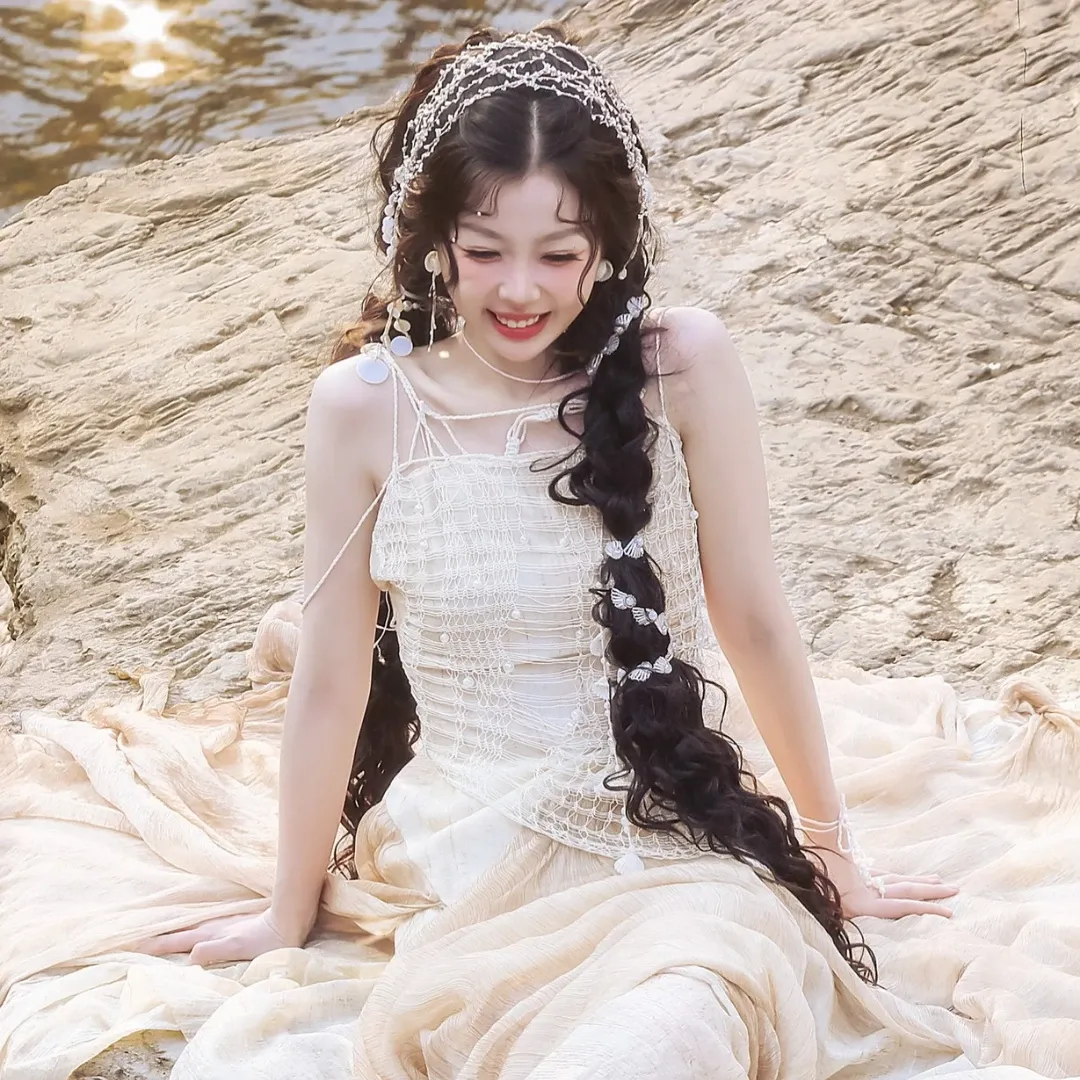 A moment captured by a fan of Esther Yu