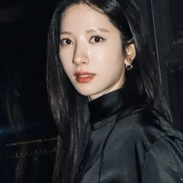 A moment captured by a fan of Bona