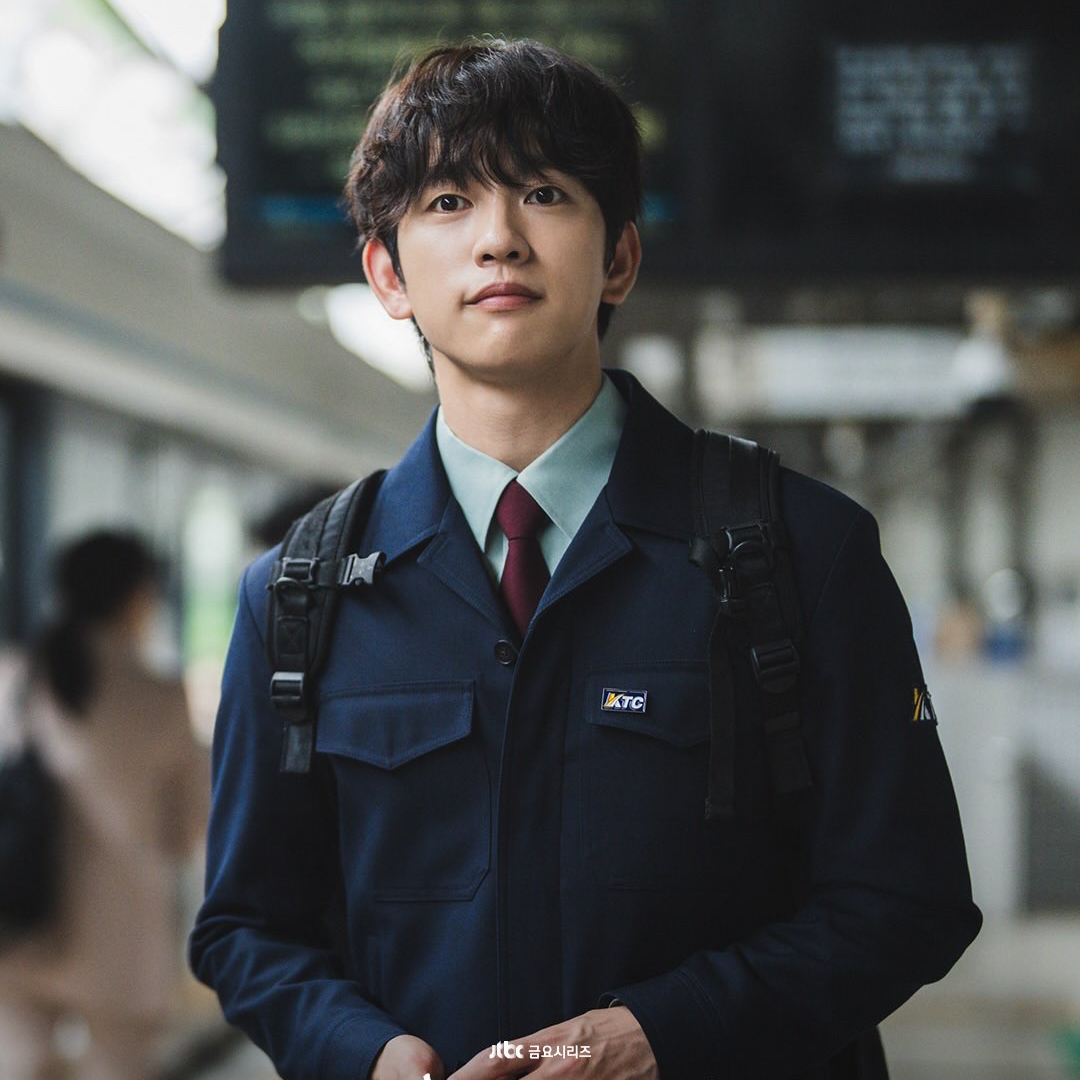 Cuplikan di balik layar dari Park Jinyoung