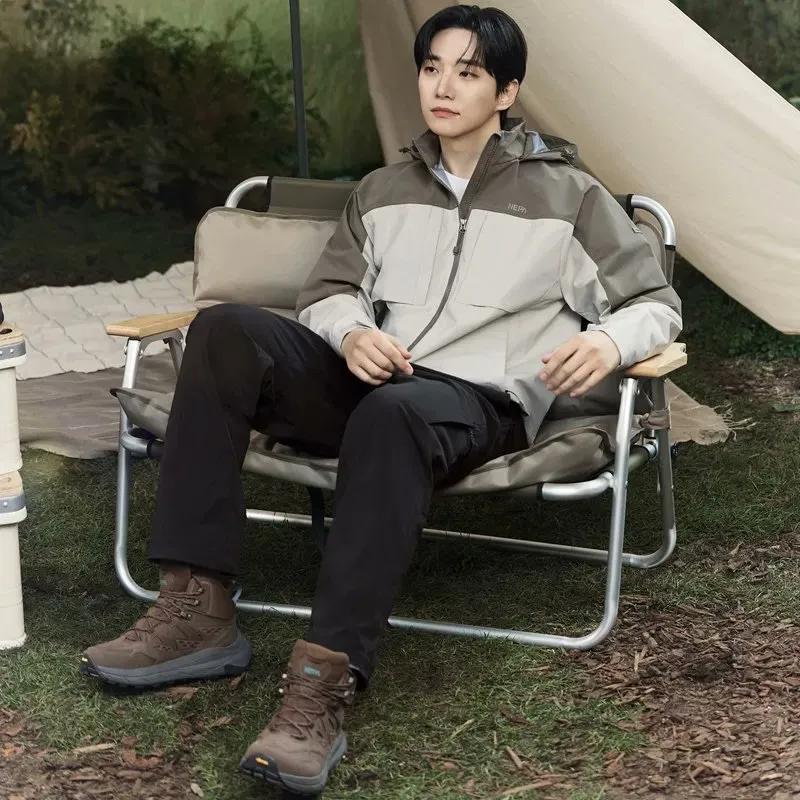 イ・ジュノの最近の活動ショット