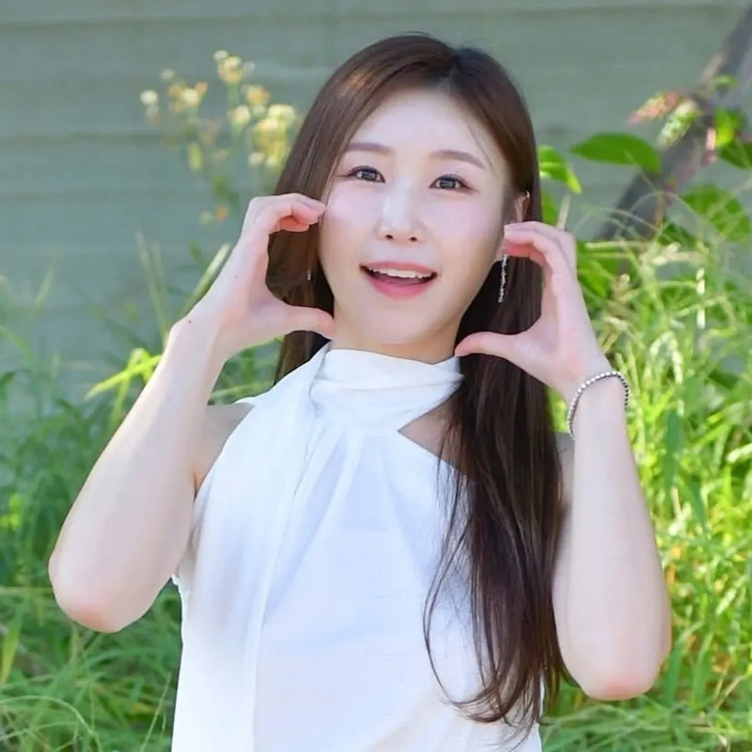 A moment captured by a fan of Lee Sona