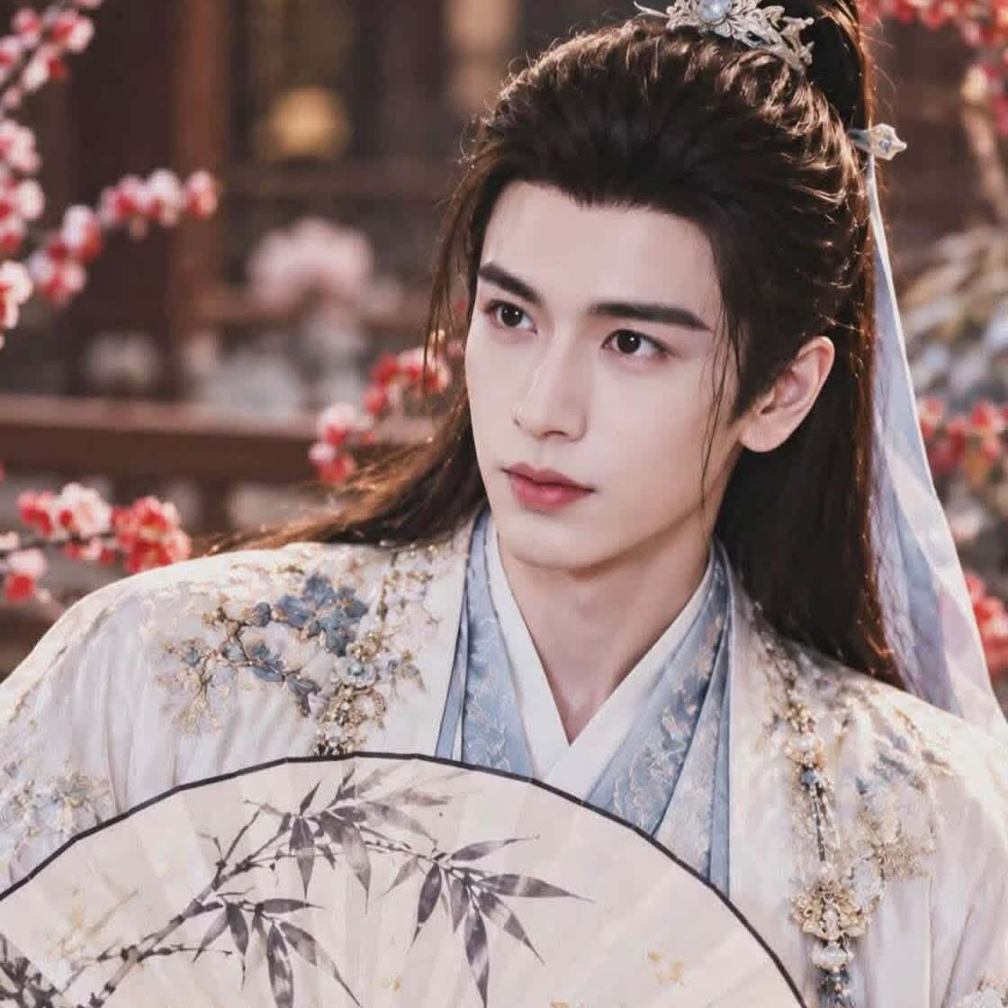 Recent activity shot of Zhang Linghe