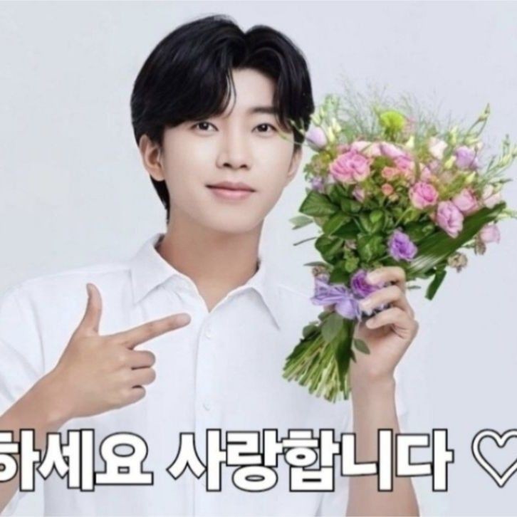 Foto terbaru dari Lim Youngwoong