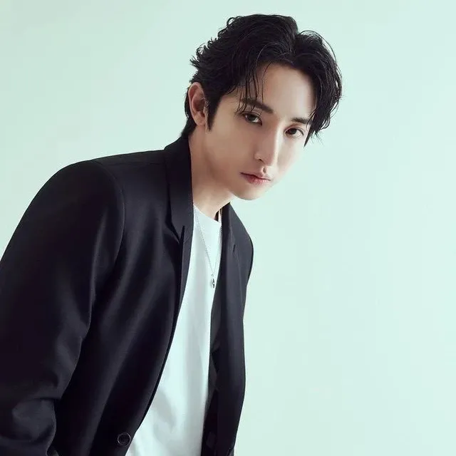 Behind-the-scenes cut of Lee Soohyuk
