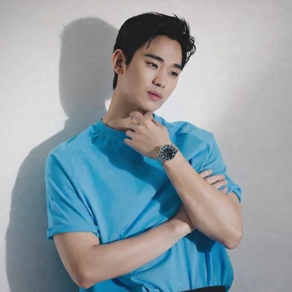 Recent activity shot of Kim Soohyun