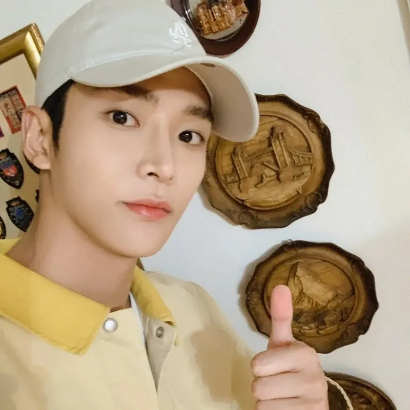 Cuplikan di balik layar dari Rowoon
