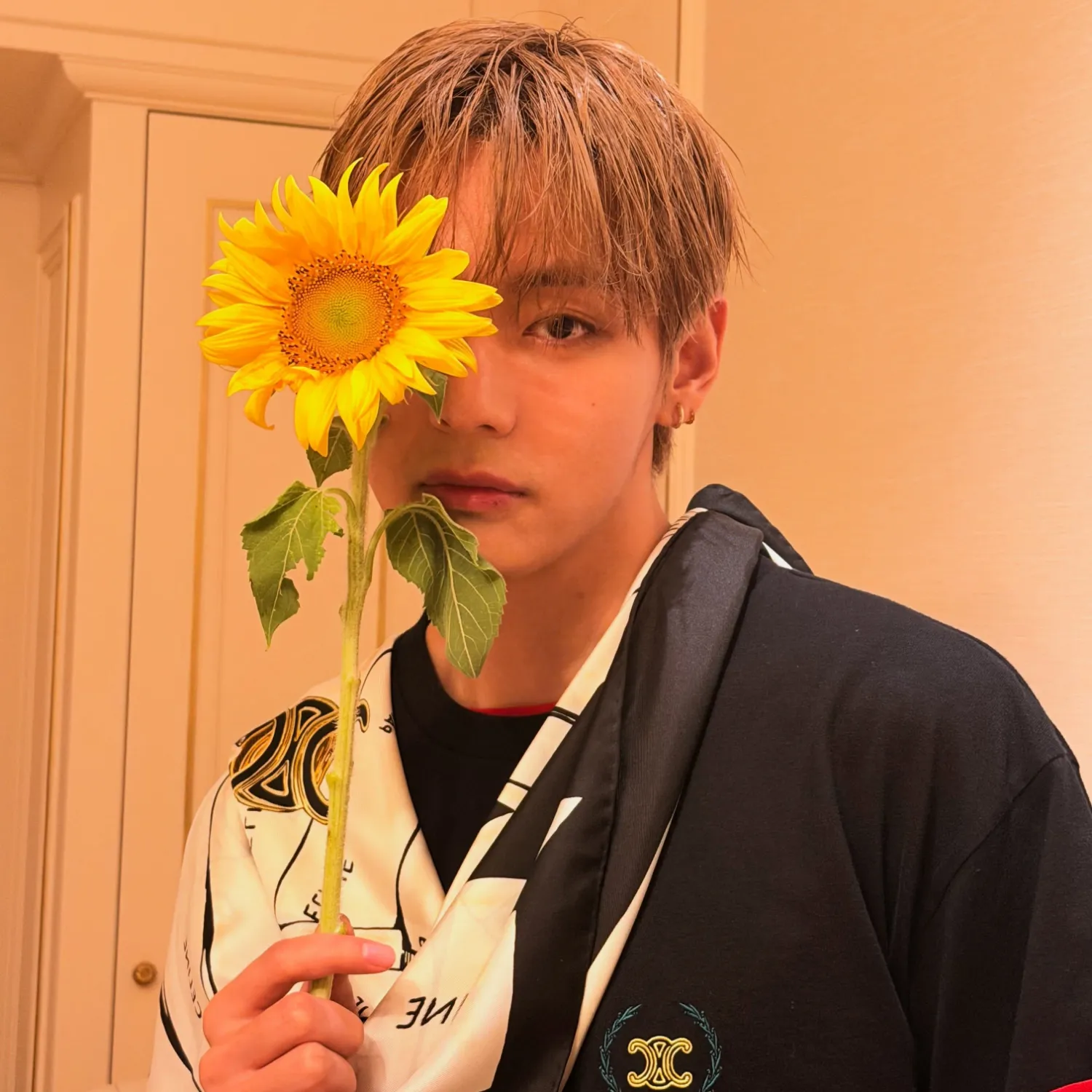 Behind-the-scenes cut of Kim Taehyung (V)
