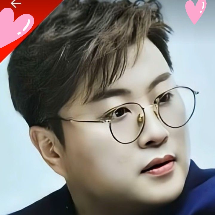 粉丝拍下的金浩中瞬间