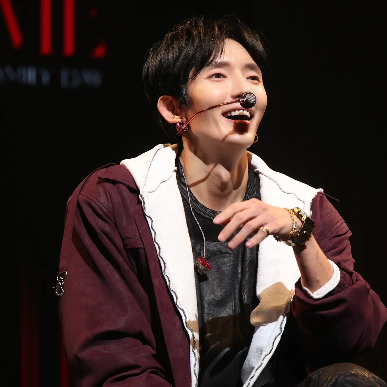 Cuplikan di balik layar dari Lee Joongi