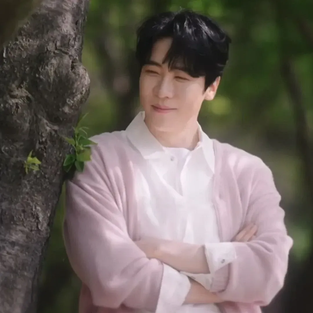 A moment captured by a fan of Enoch