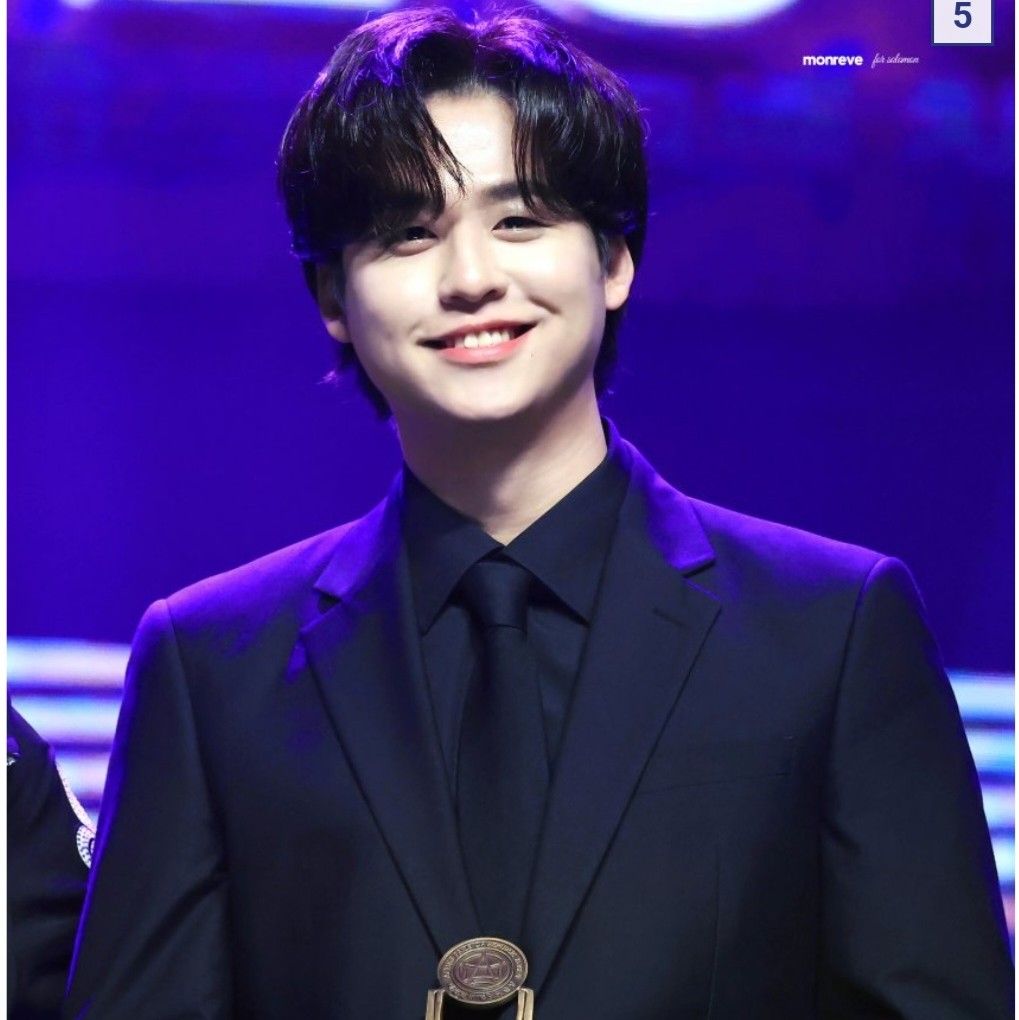 이솔로몬 최근 활동샷