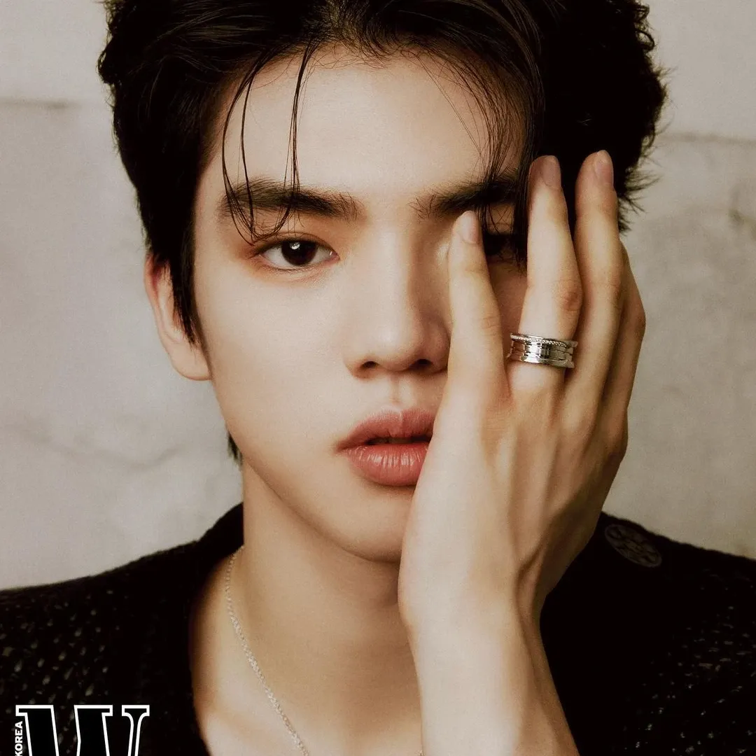 A moment captured by a fan of Cha Junhwan