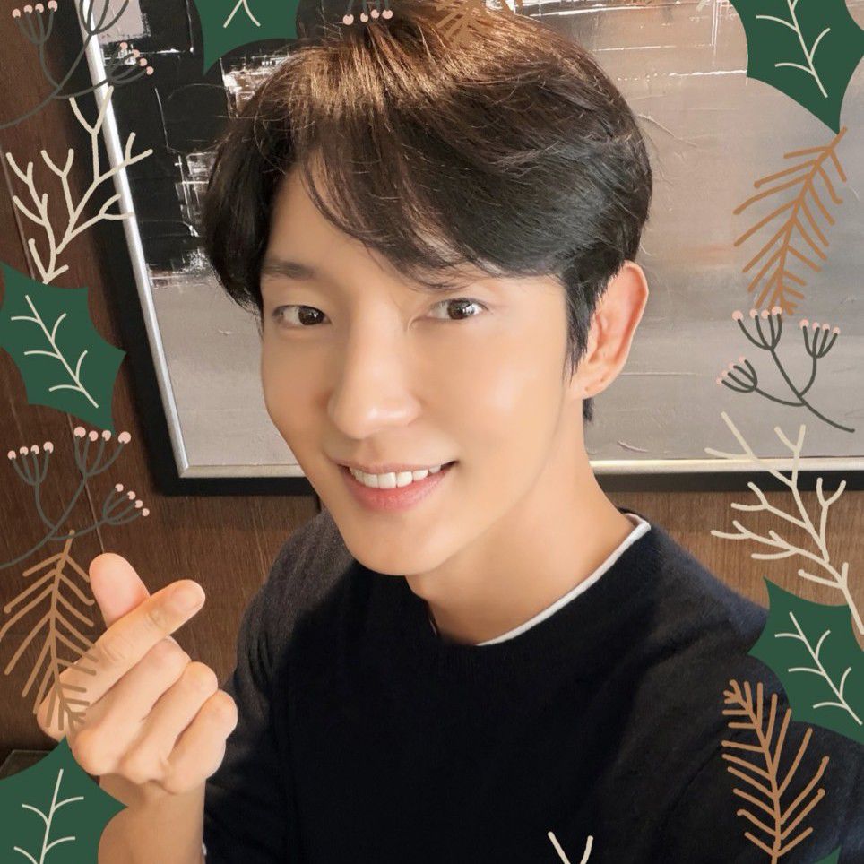 A moment captured by a fan of Lee Joongi