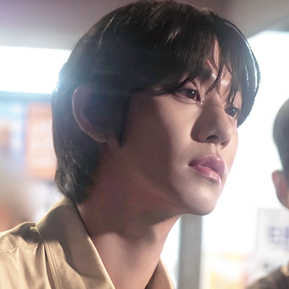 A moment captured by a fan of Ahn Hyoseop