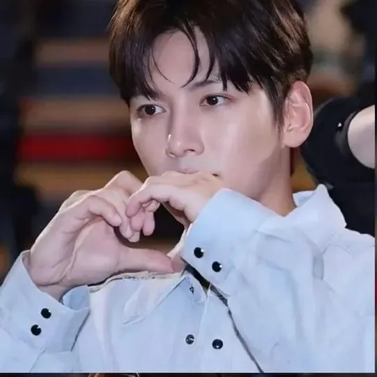 A moment captured by a fan of Ji Changwook