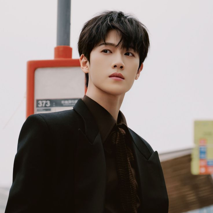 Behind-the-scenes cut of Li Yunrui