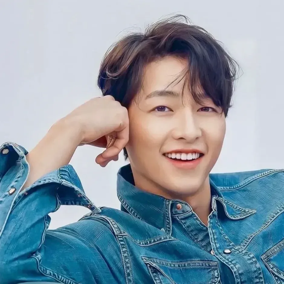 송중기 최근 활동샷