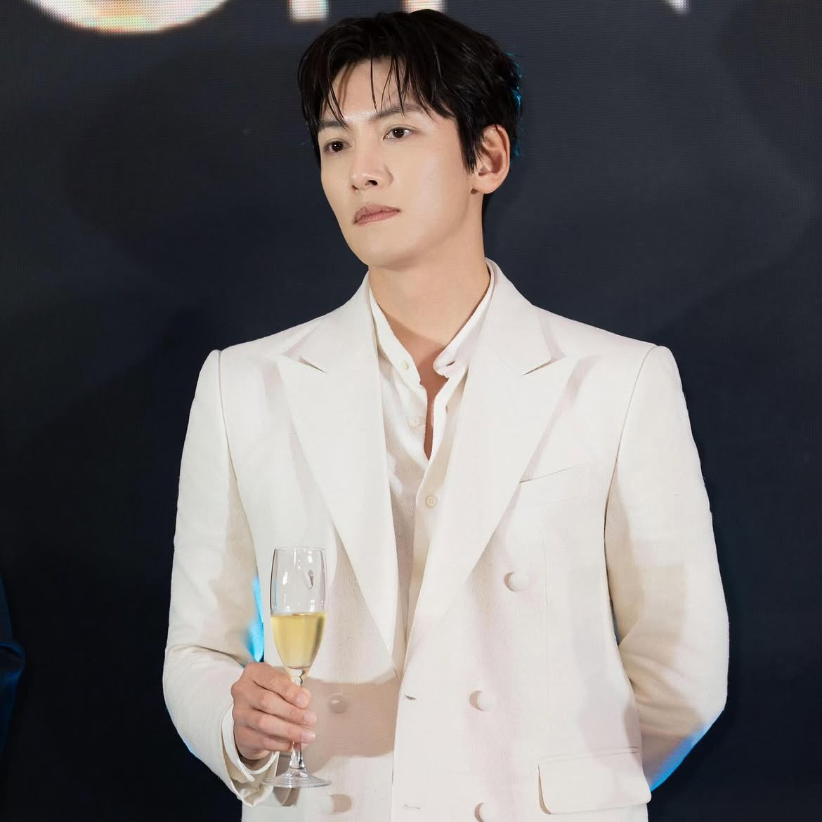 A moment captured by a fan of Ji Changwook