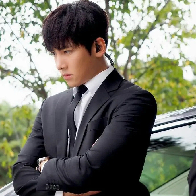 Recent activity shot of Ji Changwook