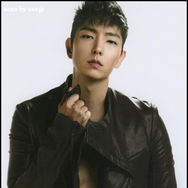 Momen yang diabadikan oleh penggemar Lee Joongi