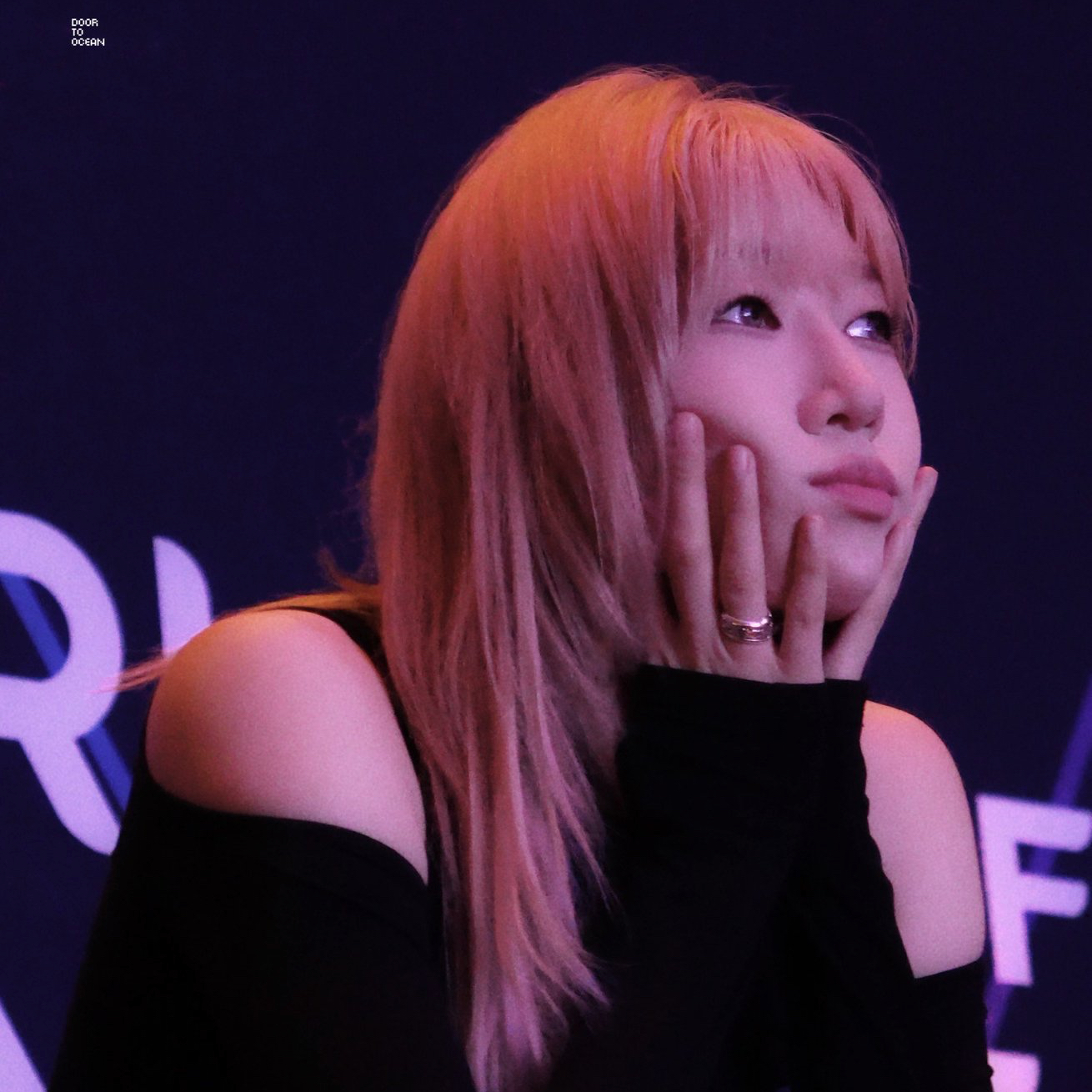 A moment captured by a fan of BADA