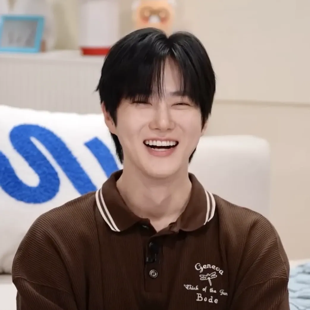Recent activity shot of Suho