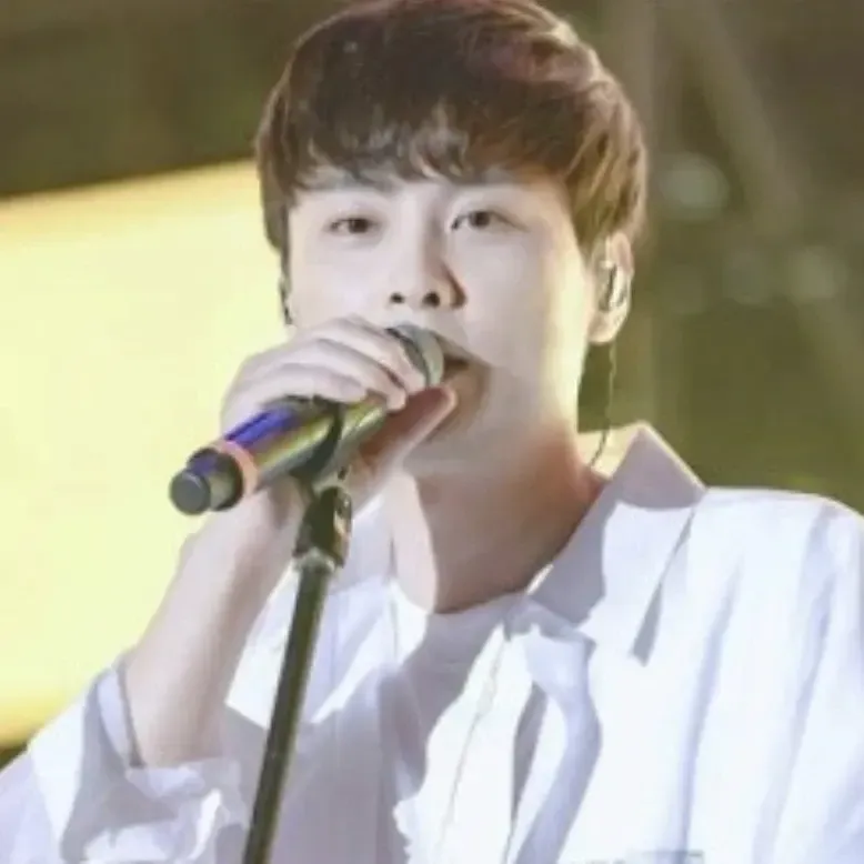 Latest photo of Min Kyunghoon