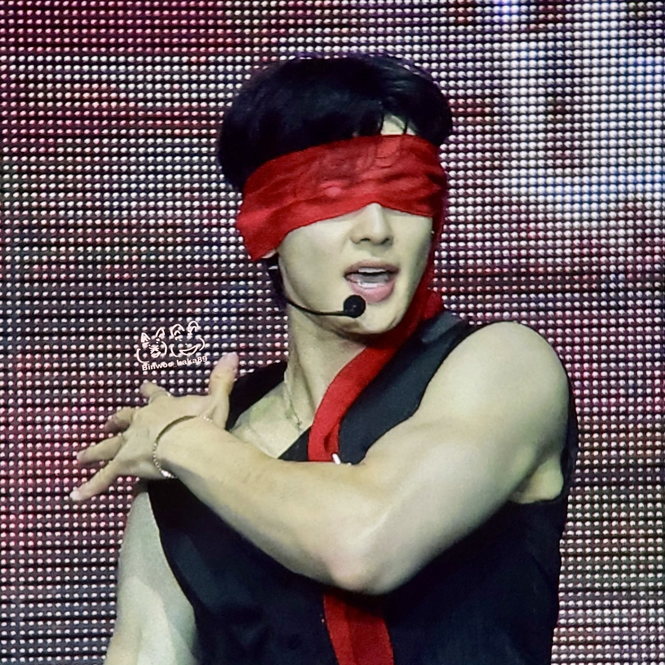 Recent activity shot of Cha Eunwoo