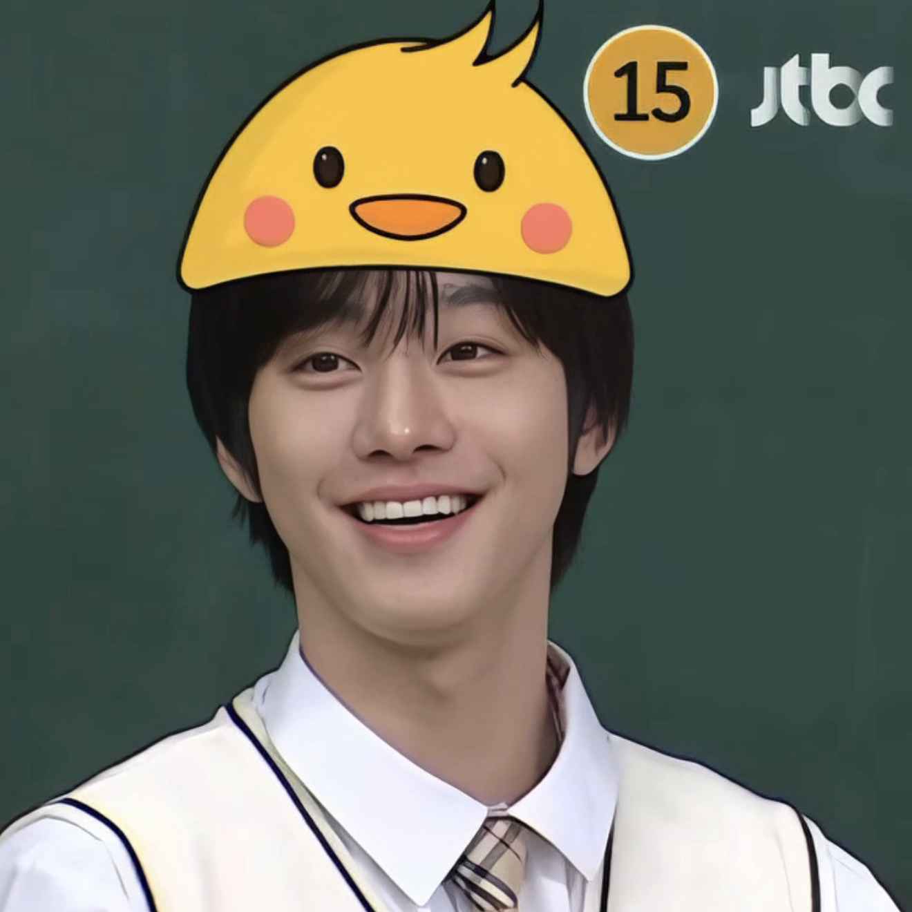 Behind-the-scenes cut of Ahn Hyoseop