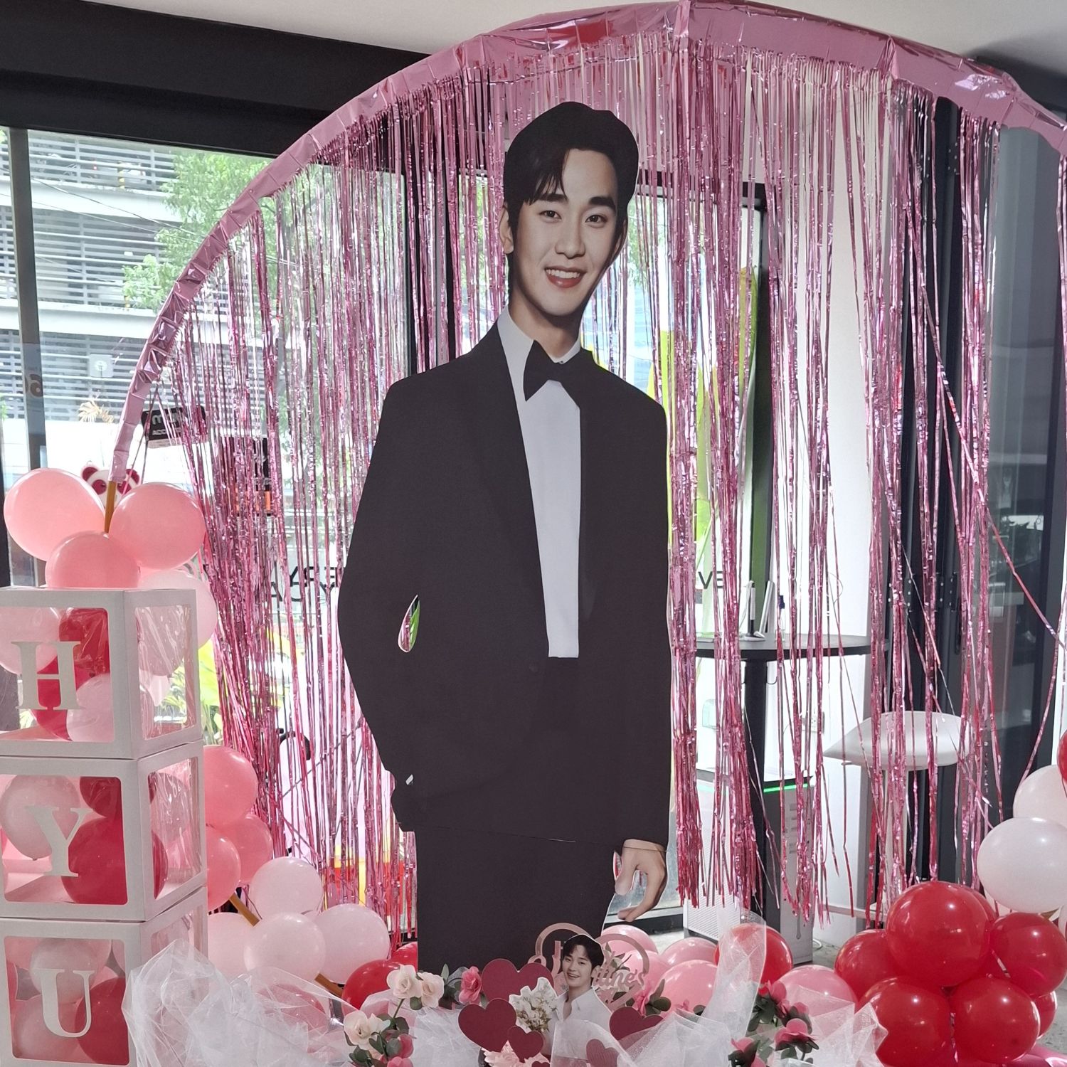 金秀賢的最新照片