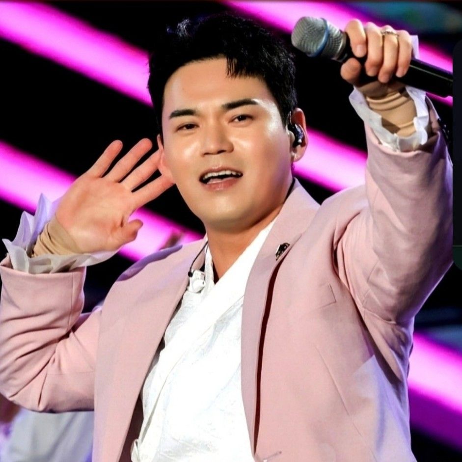 Behind-the-scenes cut of Cheonrokdam