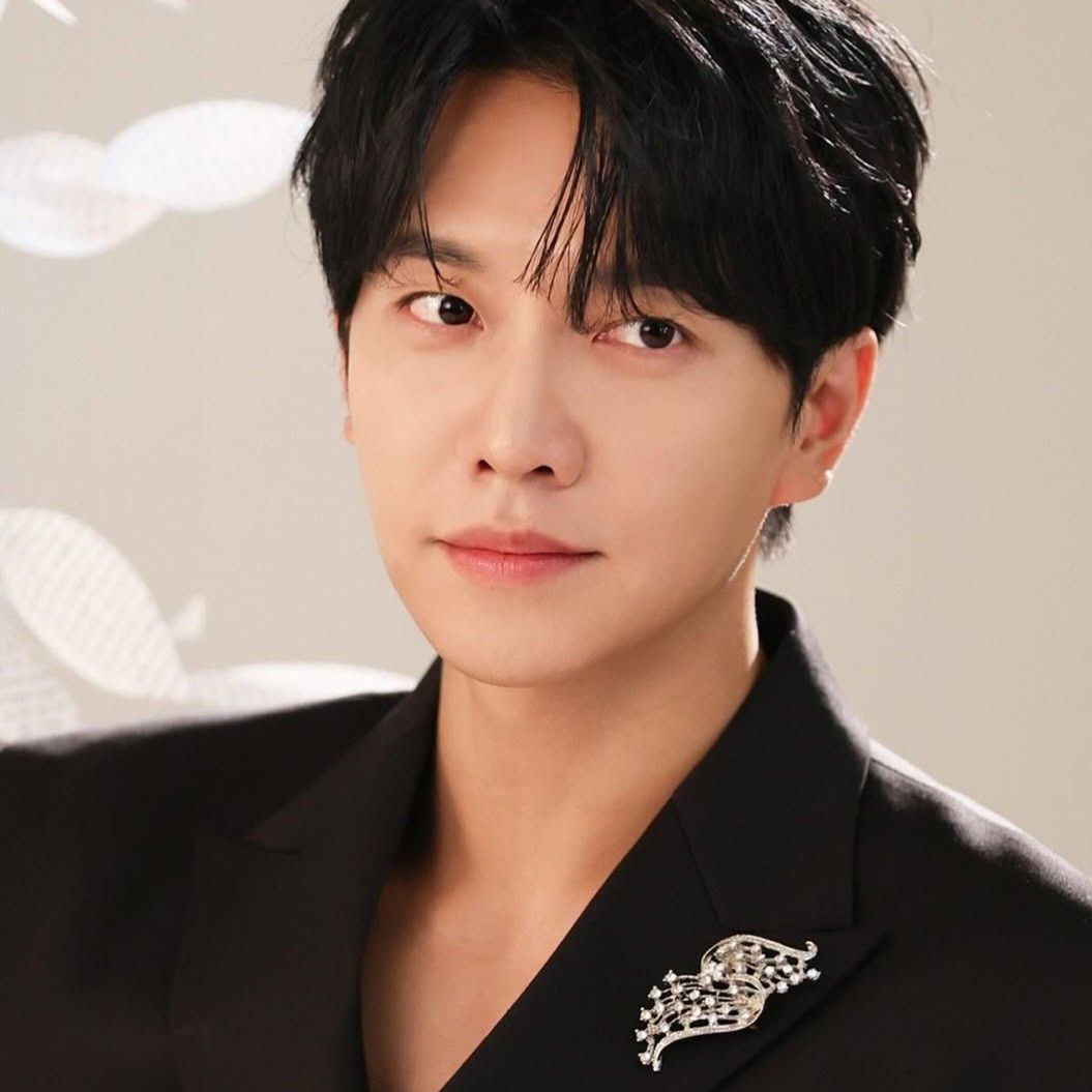 イ・スンギの最新写真