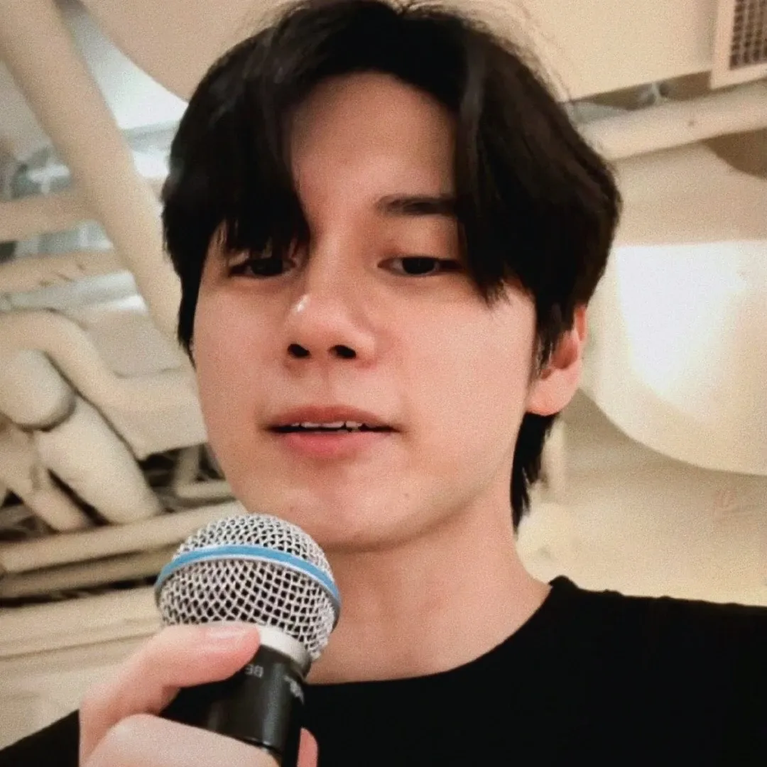 옹성우 최근 활동샷