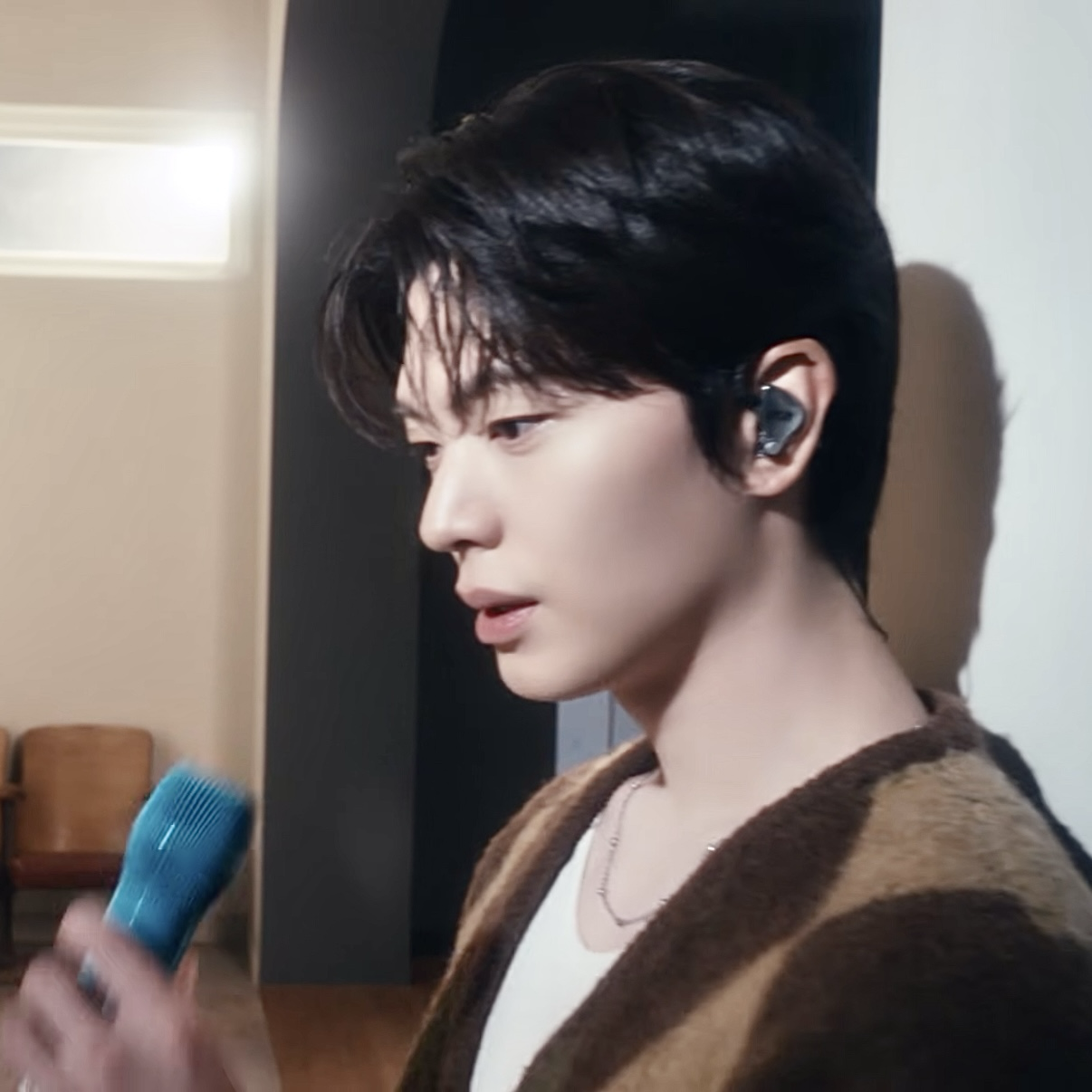 Latest photo of Yook Sungjae