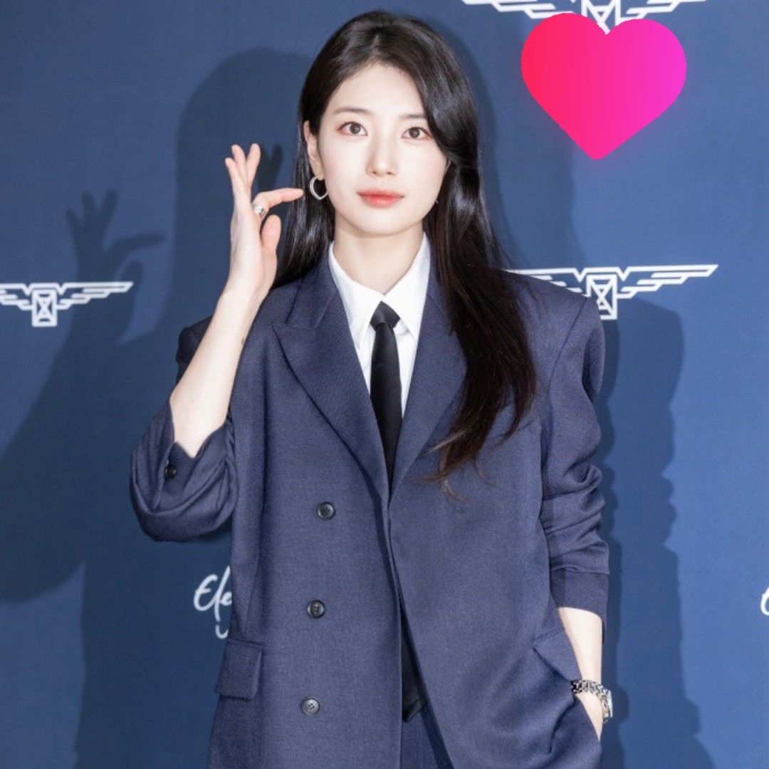 ペ・スジの最新写真