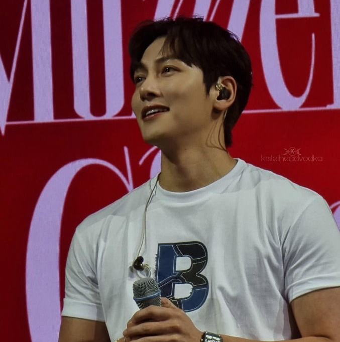 池昌旭的最新照片